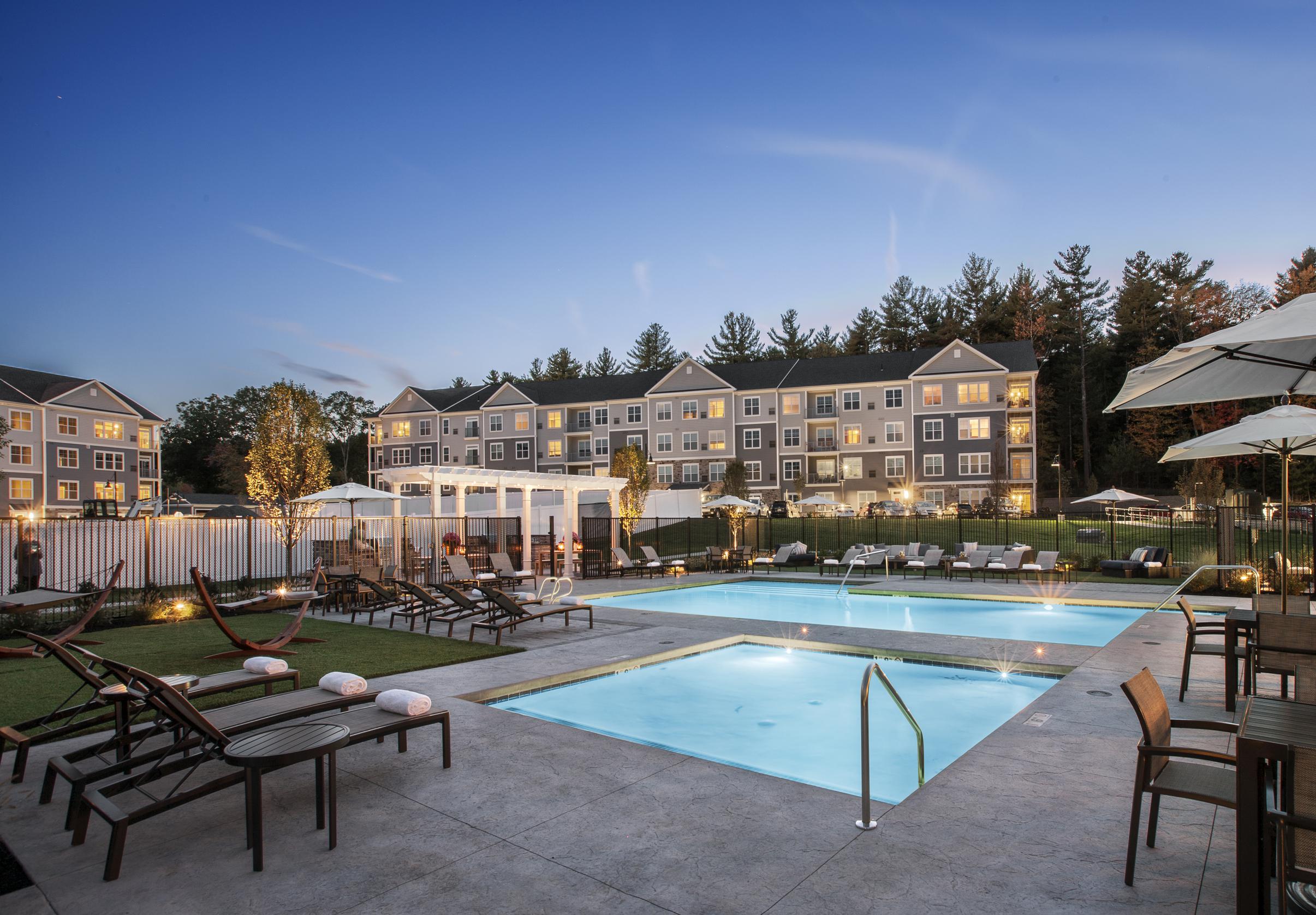 Pool and outdoor lounge area at Parc Westborough