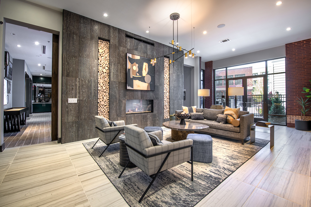 Couch and chairs in Kilby lobby