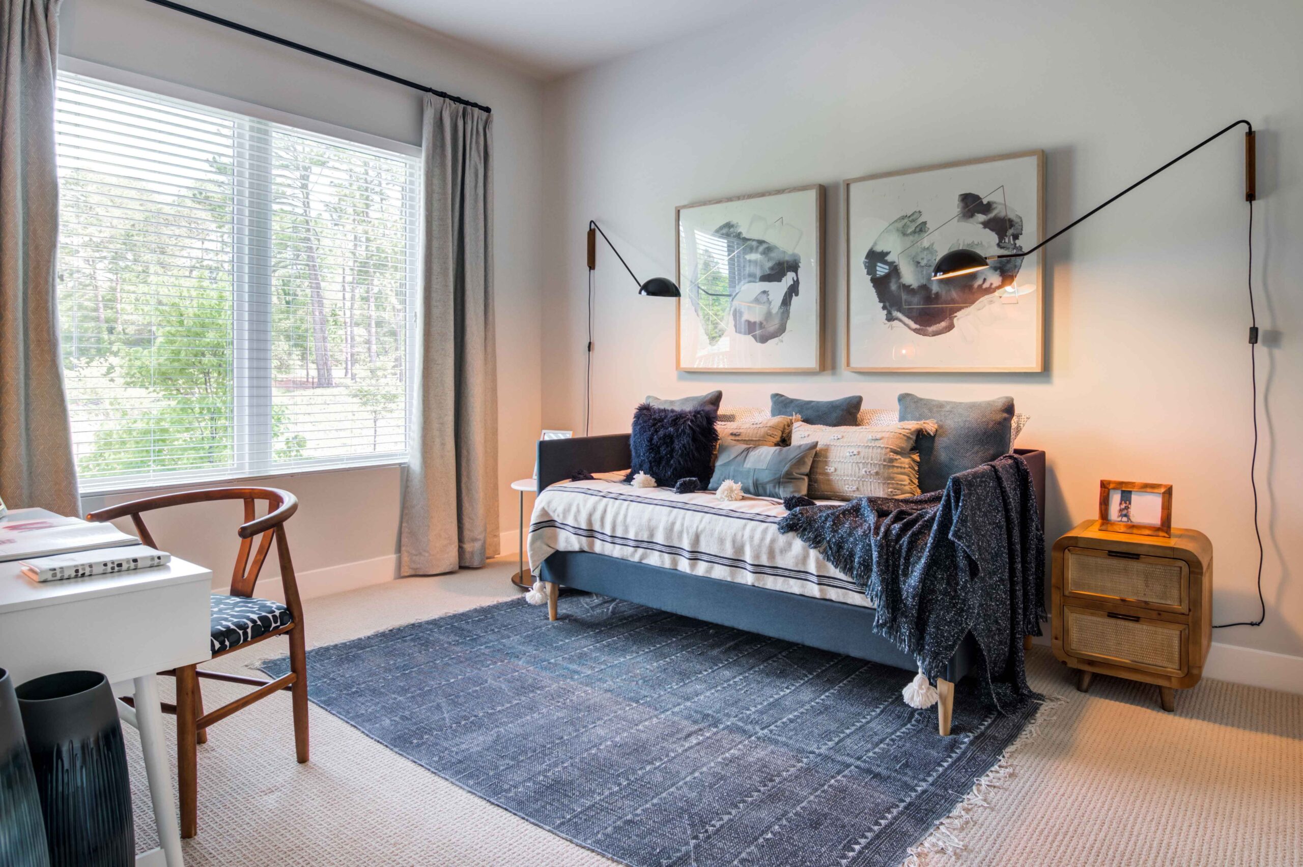 Living area with big window at Oleander